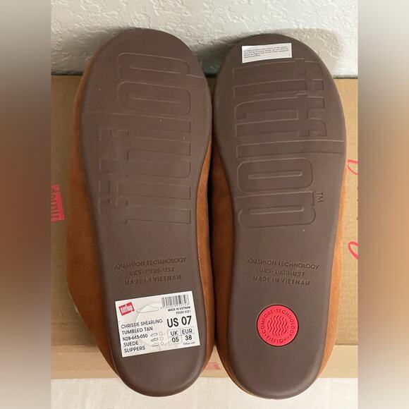 FitFlop Chrissie Shearling Women’s Size 7 Tumbled Tan - Picture 5 of 8